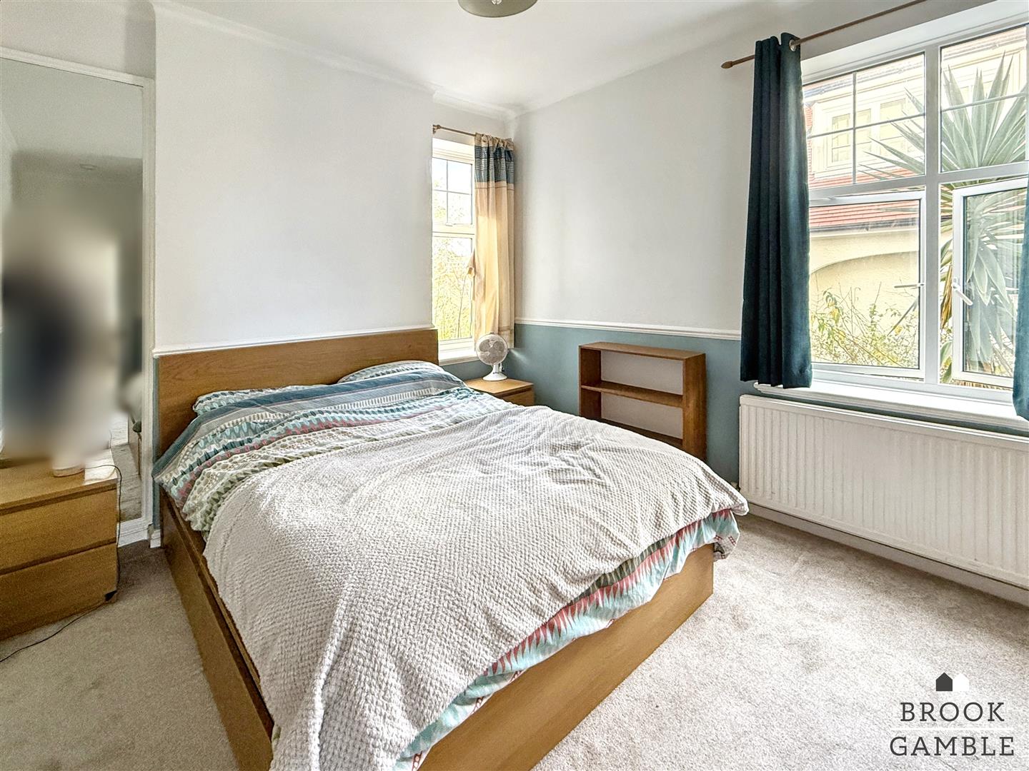 1 Bedroom Apartment. 12 Dittons Road in Eastbourne, East Sussex 6